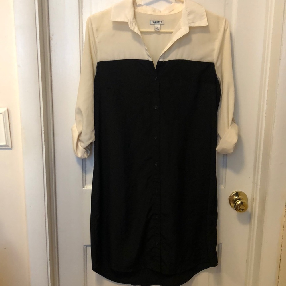 Old Navy Black and Cream Shirt Dress